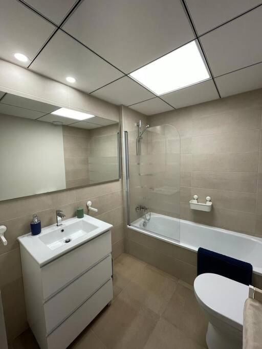 Apartamento Duna Beach Primera Linea De Playa Торрокс-Коста Экстерьер фото