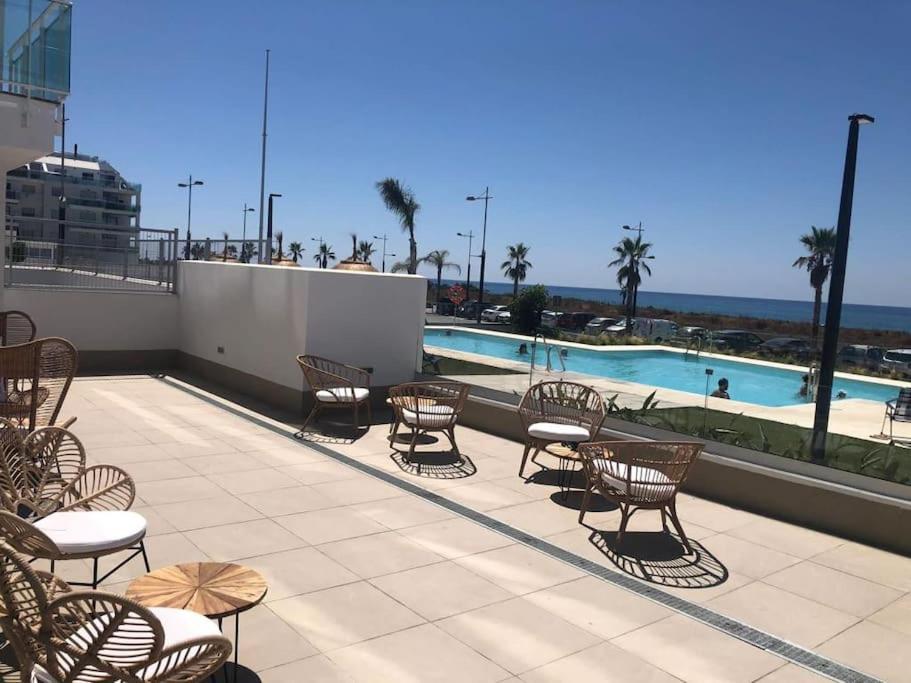 Apartamento Duna Beach Primera Linea De Playa Торрокс-Коста Экстерьер фото